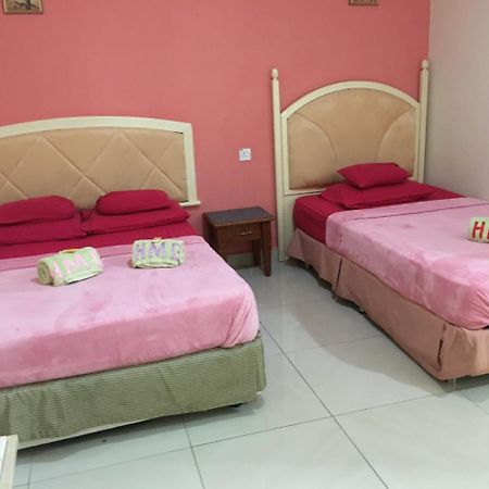 호텔 모닝 글로리 쿠다트 외부 사진